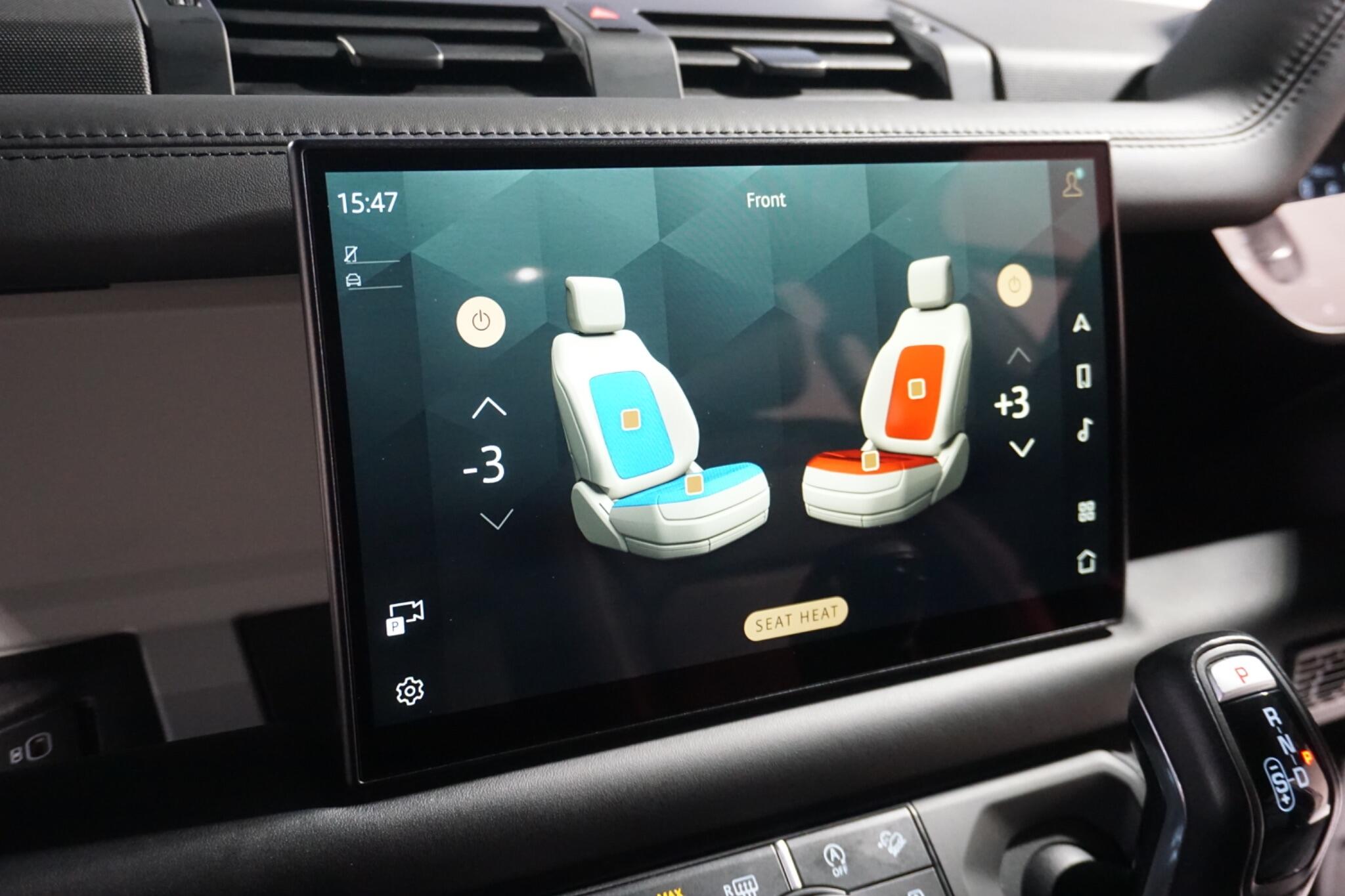 Land Rover Defender 110 3.0 D300 MHEV X-Dynamic HSE SUV 5dr Diesel Auto 4WD Euro 6 (s/s) (300 ps)